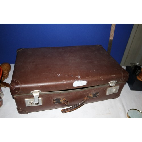 327 - Vintage Suit Case from Globe-Trotter