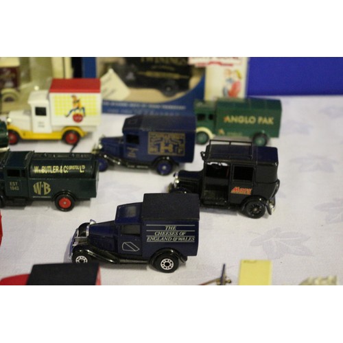 332 - Mixed Collection of 16 Model Die Cast Vans, Some in Original Boxes