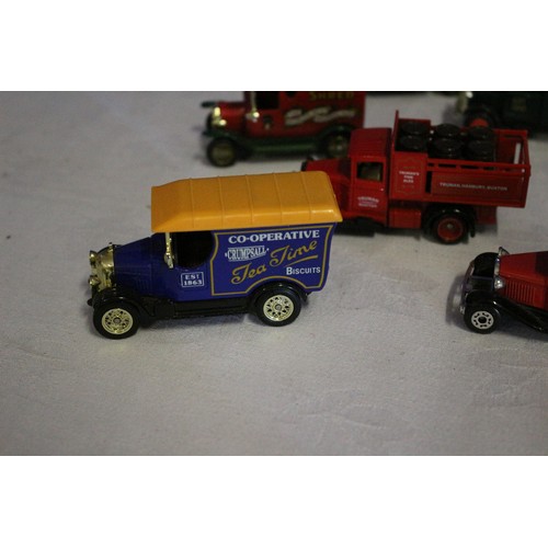 332 - Mixed Collection of 16 Model Die Cast Vans, Some in Original Boxes