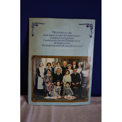 360 - Vintage Interesting Collectors The Best of Upstairs and Downstairs Souvenir Booklet