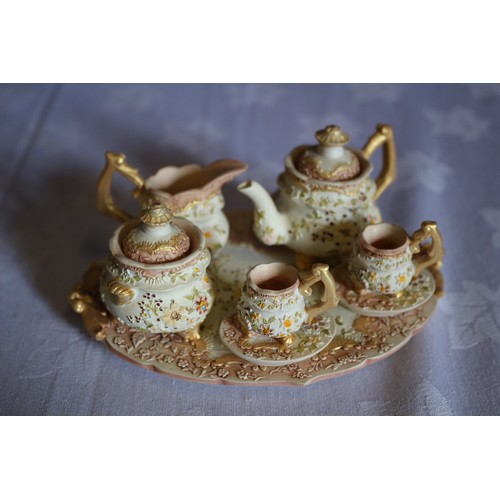 402 - Victorian Style Miniature Tea Set - Boxed and New