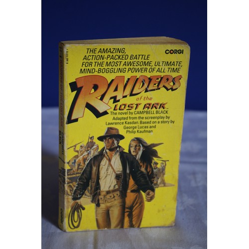 407 - Raiders of the Lost Ark Corgi Paperback