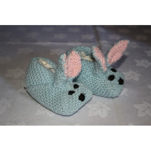 423 - Pair of Vintage Hand Made Woolen Baby Shoes in the Shape of a Rabbit