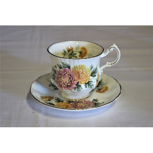 478 - Single Ornately Decorated Vintage Fine Bone China Cup and Saucer from Paragon