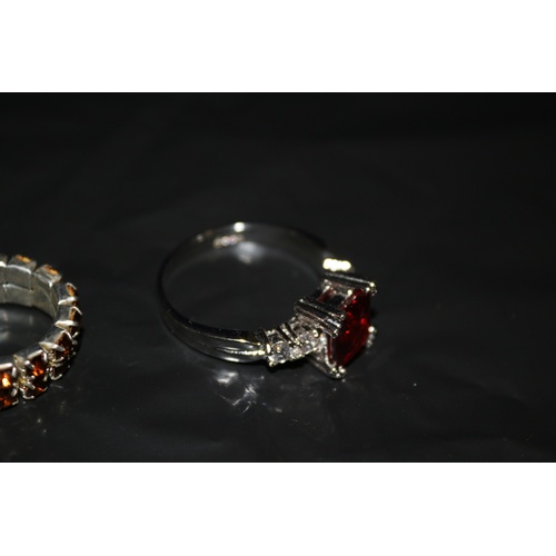 542 - A Collection of 4 Costume Jewellery Rings - Large Size