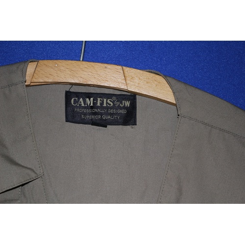 555 - Shakespear Cam-Fis by JW Fishing Gillet with a Couple of Tools and a Few Flys of Inner Card - Size L... 