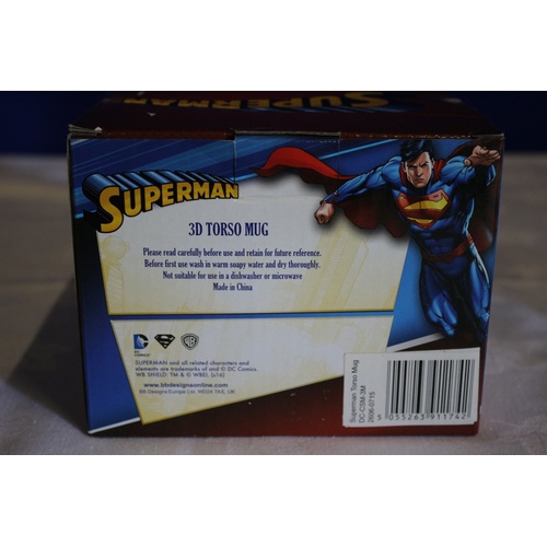 557 - Boxed Superman Torso Cup