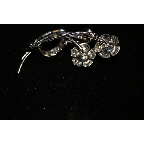 582 - Lovely Silver 925 Marked Floral Brooch with Several Stones and (faux?) Pearls