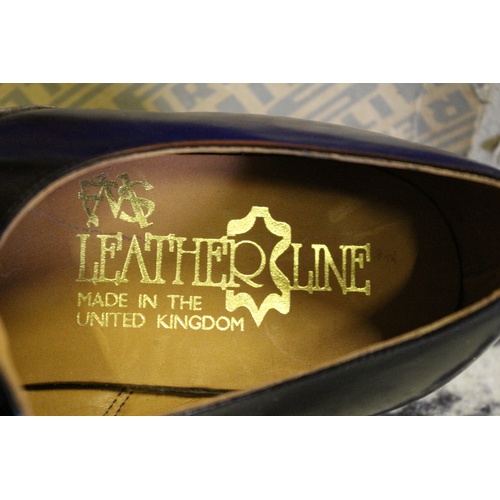 637 - Pair of Vintage Leather Line Shoes