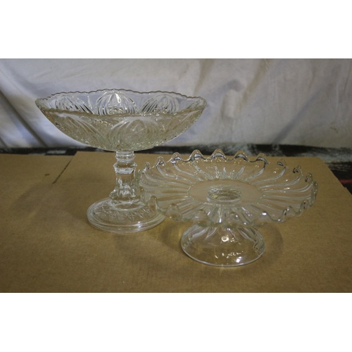 654 - Vintage Glass Tazza and Cake Stand