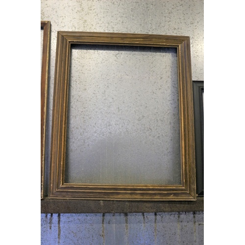 679 - Collection of 4 Mixed Size Frames