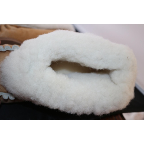 39 - Real Sheepskin Slippers Small Size