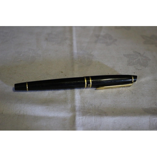 132 - Vintage Waterman Fountain Pen