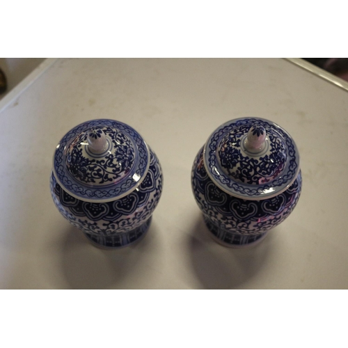 135 - Pair of Chinese Vases with Lids