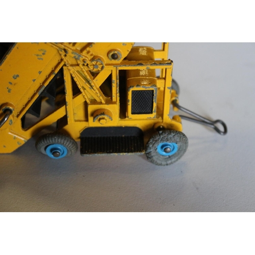 158 - Vintage Dinky Supertoys - Elevator Loader