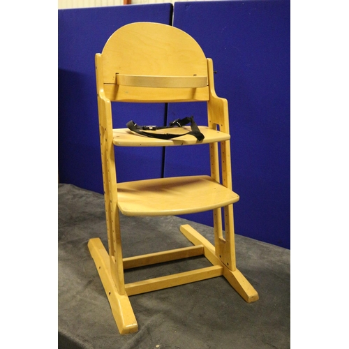 31 - Wooden Childs Adjustable Seat