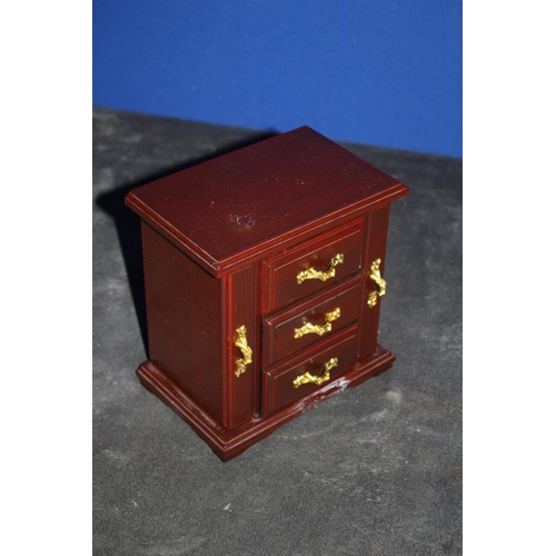 33 - Small Musical  Dressing table Jewellery Box with Swing out Sections and Drawers