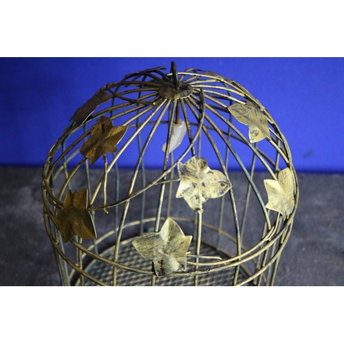 60 - Ornate Wire Bird Cage