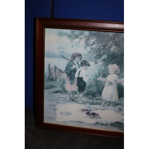 127 - Textured Print Family Scene - Framed