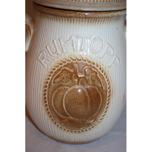 141 - West Germany Rum pot