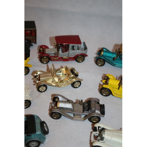 161 - 15 Un-boxed model vehicles