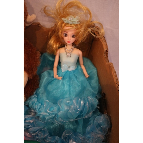 189 - A box of used toy's including Dolls