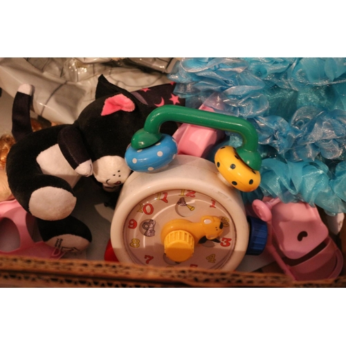 189 - A box of used toy's including Dolls