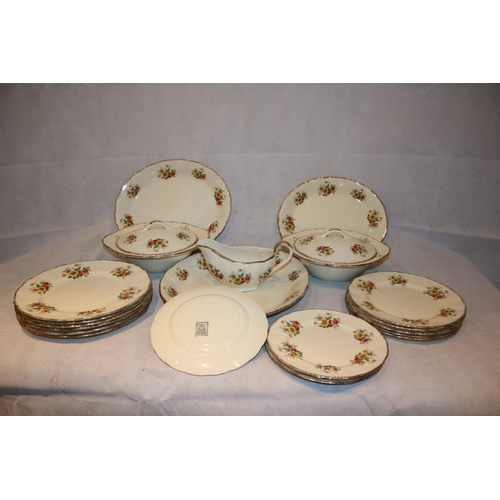 27 - Grindley Cream Petal Fleetwood Dinnerware 21 pieces