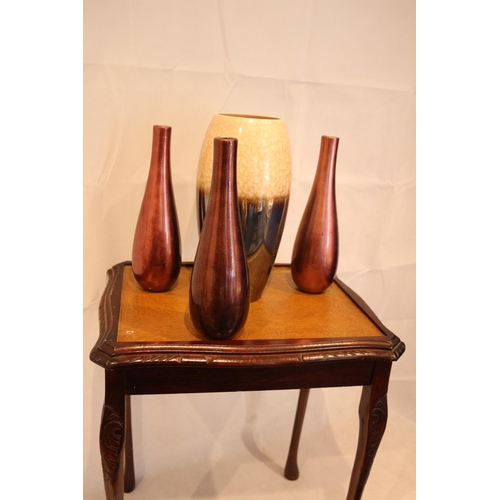 93 - Small wooden table with 4 coloured vases