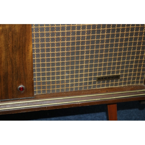 10 - Great Retro GEC Stereo Radiogram in Wood Cabinet. Radio Lights up but not Fully Tested. This is a Gr... 