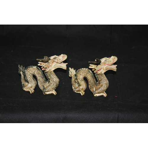 115 - Two Composite Dragons With Three Claws