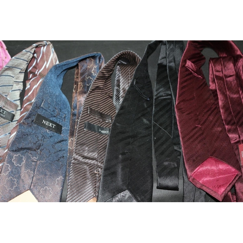 53 - 9 Men's Neck Ties of Various Patterns and Colours