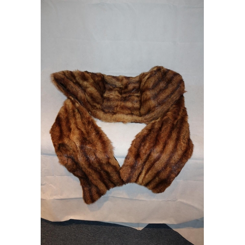 57 - Vintage fur Stole