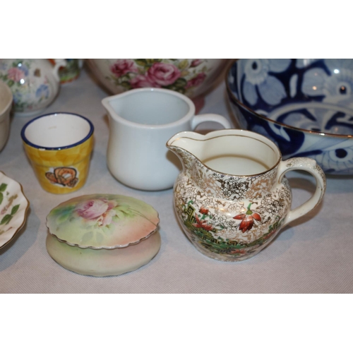 84 - An assortment of China ware including Wedgewood and Royal Doulton