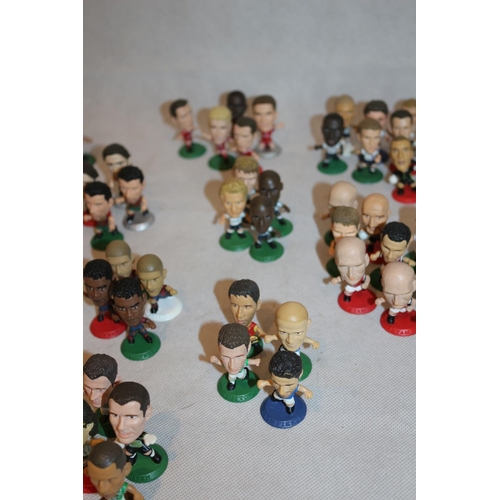 88 - Mixed Lot of collectors Corinthian 2001 Football figures many from the premiership