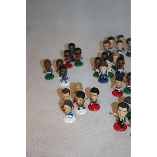 88 - Mixed Lot of collectors Corinthian 2001 Football figures many from the premiership