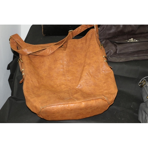 227 - 3 Retro Handbags and 1 Retro briefcase