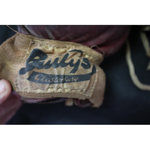 221 - Vintage Baily's Glastonbury Dark Red Boxing Gloves