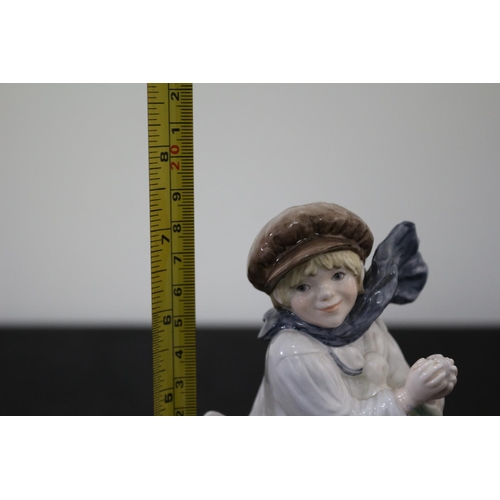 229 - Coalport Limited Edition 5732/9500 Titled The Boy