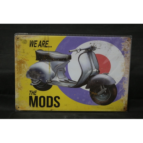 243 - Metal 'We Are The Mods' Sign 30cm x 20cm