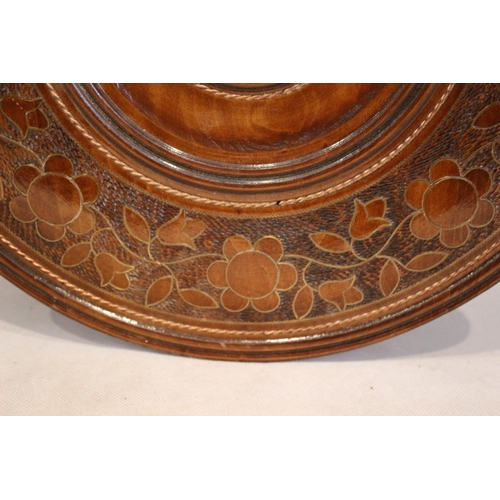 257 - A Polish Wooden Talerz (Plate) Hand Made With Decorative Pattern Complete with Copper Inlay