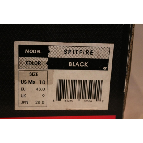 261 - New Boxed Flow Spitfire Size 9 Snowboarding Boots