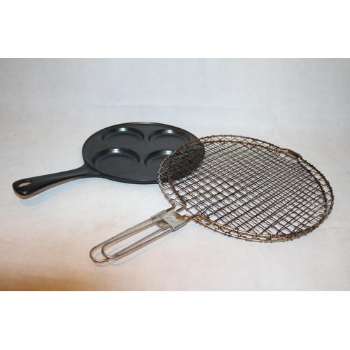 350 - Aga Heavy Pancake/Griddle Plate Marked 907314 and Aga Fish/Burger Grill