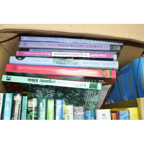 379 - A Box with a Large Selection of Mainly Garden Design Books