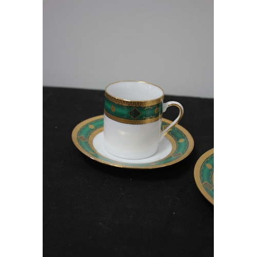 400 - 5 Highly Decorative Japanese Horselane Fine Porcelain Hand Painted with 24ct Gold Plates, Cups and S... 