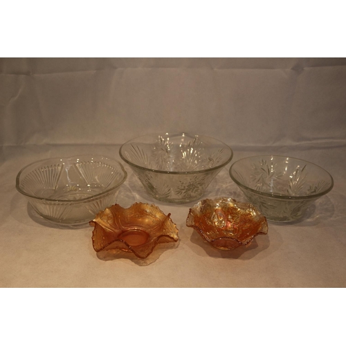 411 - 2 Carnival ware dishes with clear glass fruit bowls