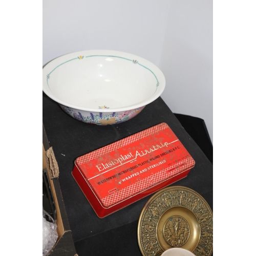 451 - An Assortment of Interesting Items Including Vintage Badges, Sadler Mugs ,Tray and Russian Pot