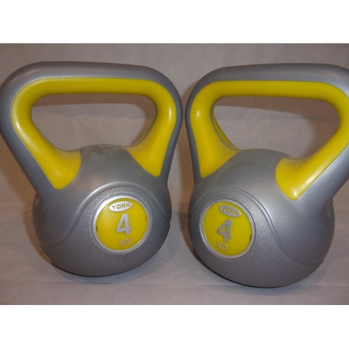 17 - Get Fit With Two 4KG Exercise Weights