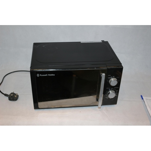 101 - Russel Hobbs Small Microwave - Working