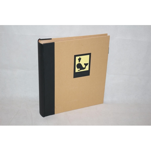 79 - Greenearth Traditional Photo Album - New